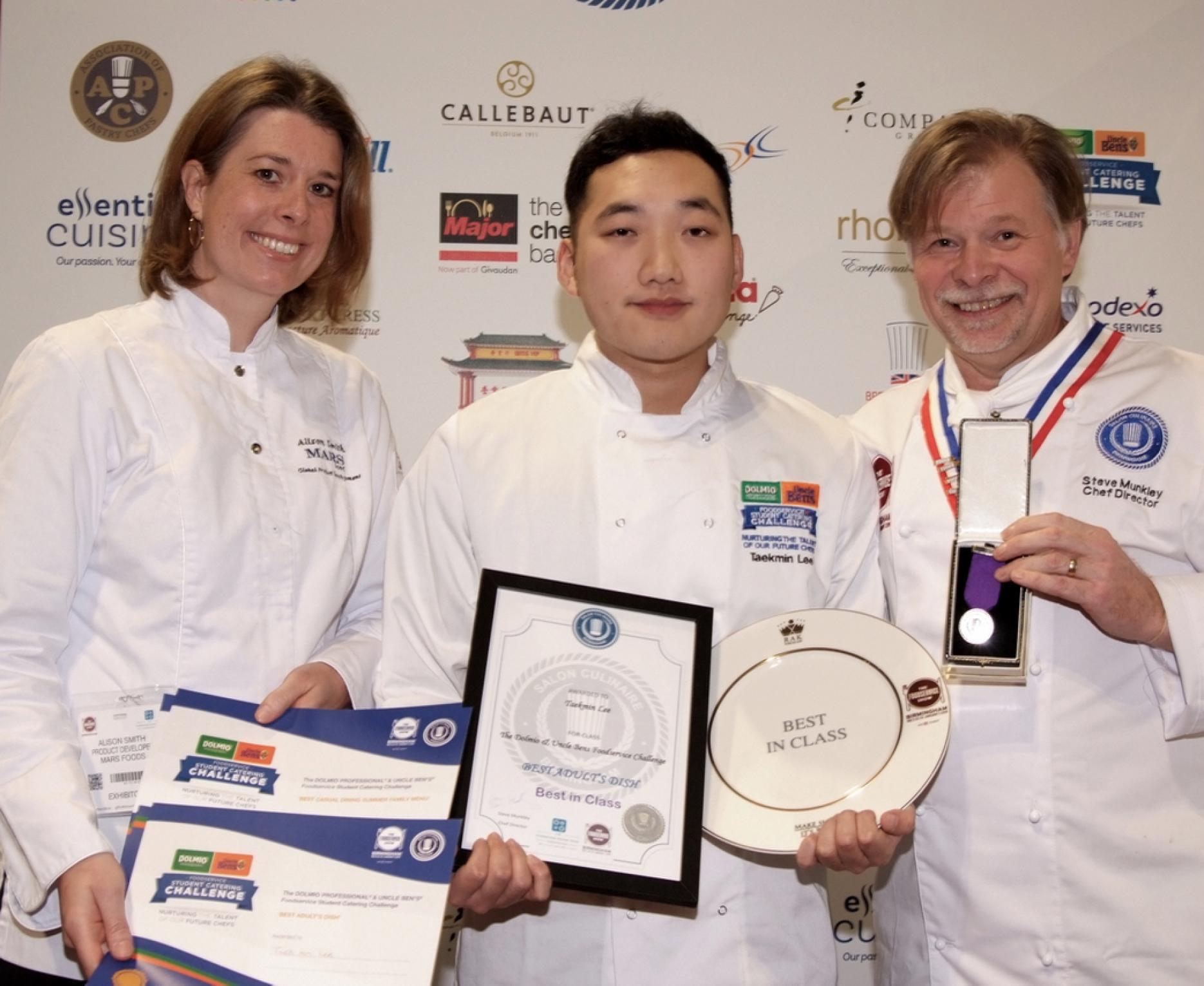 2 award winner, Taek Min Lee