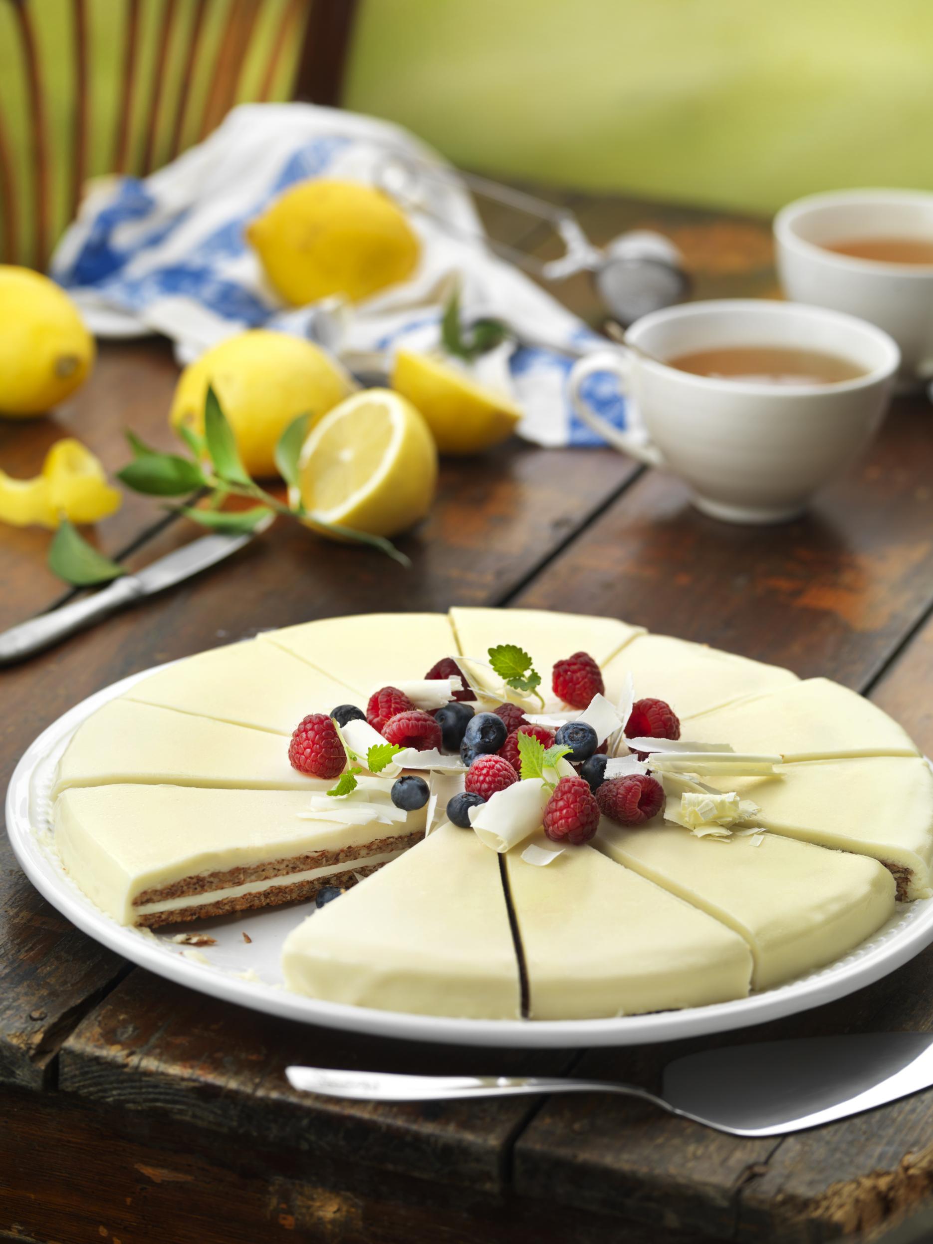 Almondy's Philadelphia Gluten-Free Almond Layered Lemon Cheesecake research food operators gluten-free intolerances Almondy